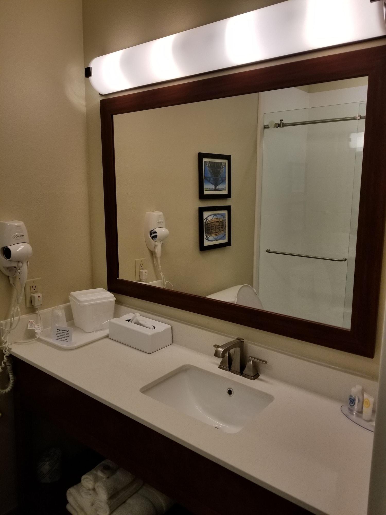 Sonesta Essential - Baton Rouge Airport Hotel Eksteriør billede